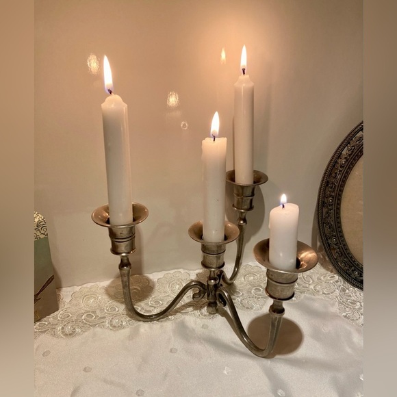 Vintage silver 4 candle holder candelabra holiday decor - Picture 14 of 16